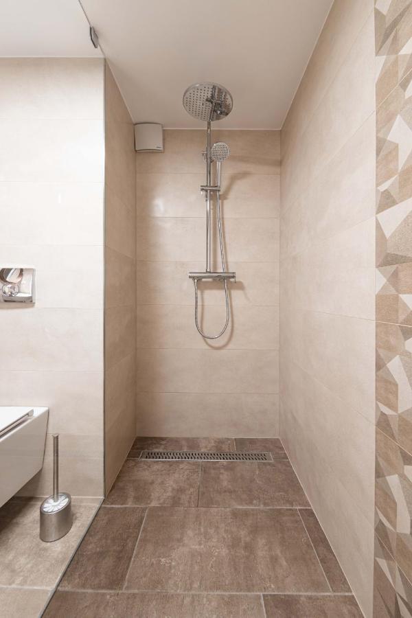 Ozone One Apartment Budapest Exterior foto